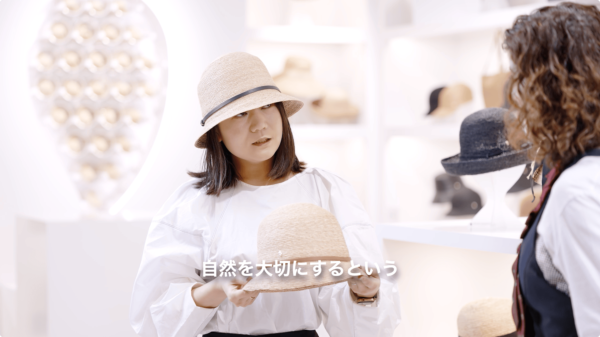 在日オーストラリア大使館 オーストラリアのファッション 映像